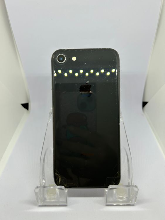 ��SIM�ե꡼ iPhone8 64GB �֥�å�