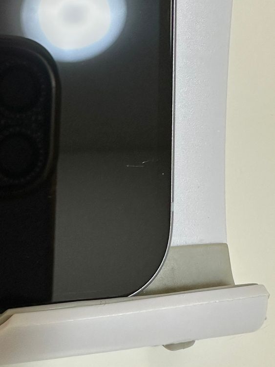 ���Хåƥ꡼83% SIM�ե꡼ iPhone15 128GB �֥롼