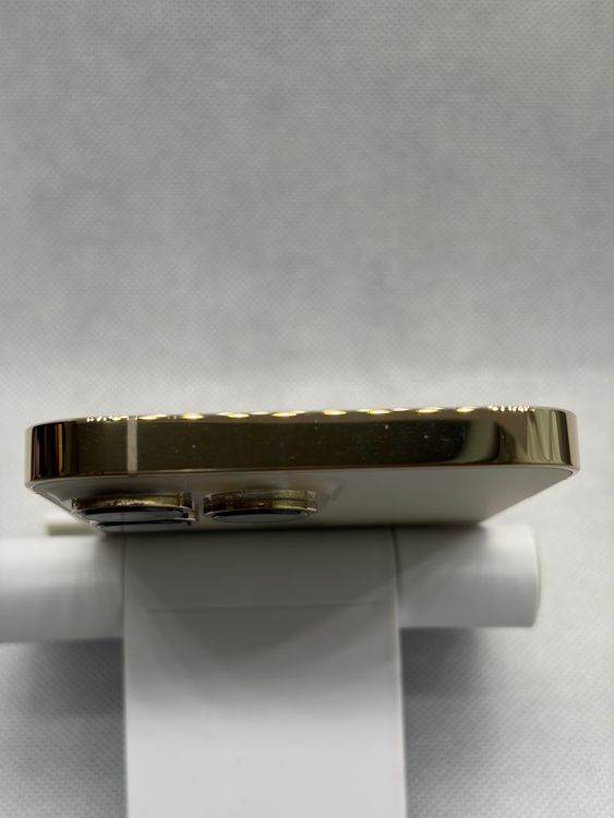 ���Хåƥ꡼85% SIM�ե꡼ iPhone13Pro 128GB �������