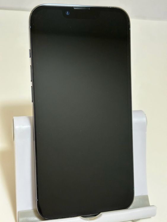���Хåƥ꡼83% SIM�ե꡼ iPhone13Pro 256GB ������֥롼