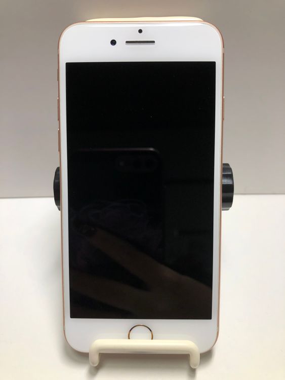 ���ϥԥͥ��ͥå� SIM�ե꡼ iPhone8  64GB ������� ����̵��