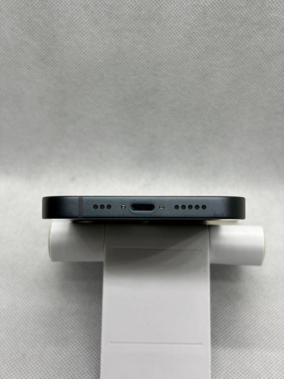 ���Хåƥ꡼86% SIM�ե꡼ iPhone14 128GB �ߥåɥʥ���