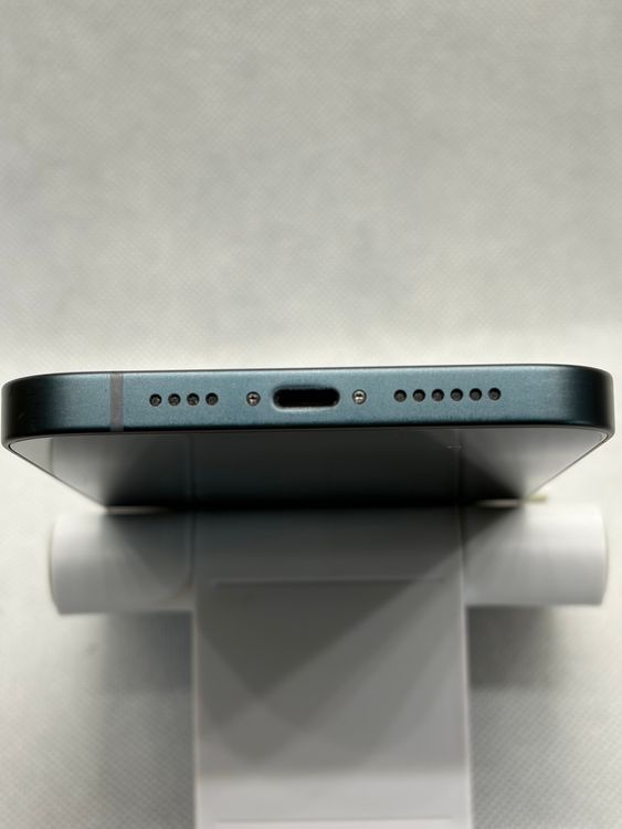 ���Хåƥ꡼85% ���� SIM�ե꡼ iPhone14Plus 128GB �ߥåɥʥ���