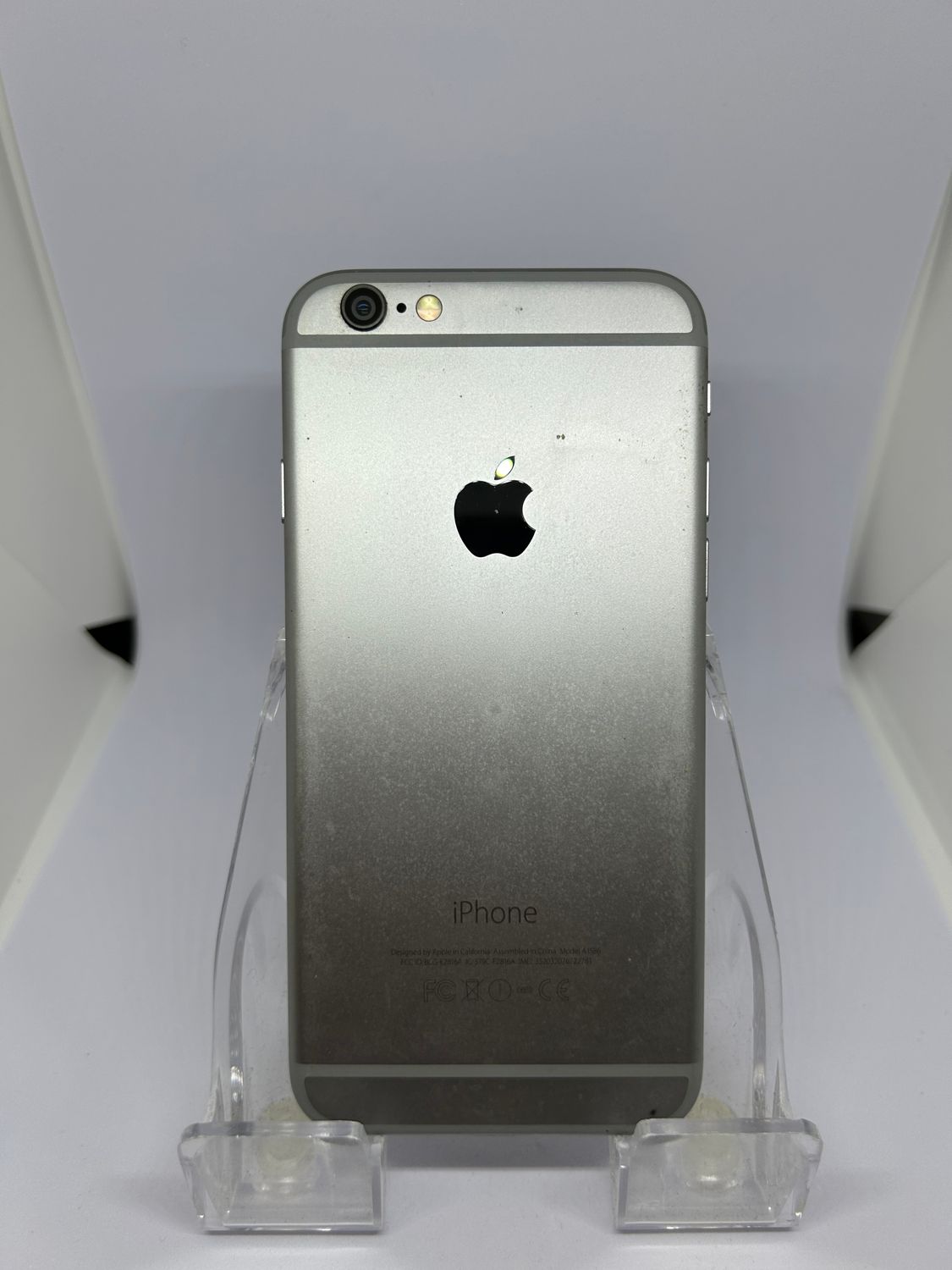 美品】iPhone6 128GB シルバー docomo バッテリー93% 美品】iPhone6