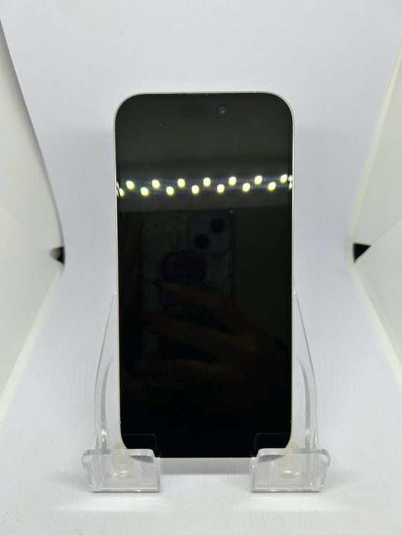 ������ SIM�ե꡼ iPhone15Pro 256GB �ۥ磻�ȥ����˥���