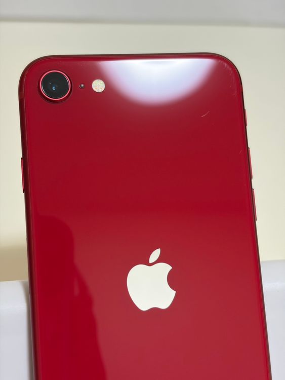 ���Хåƥ꡼85% SIM�ե꡼ iPhoneSE ��2���� 64GB ��å�