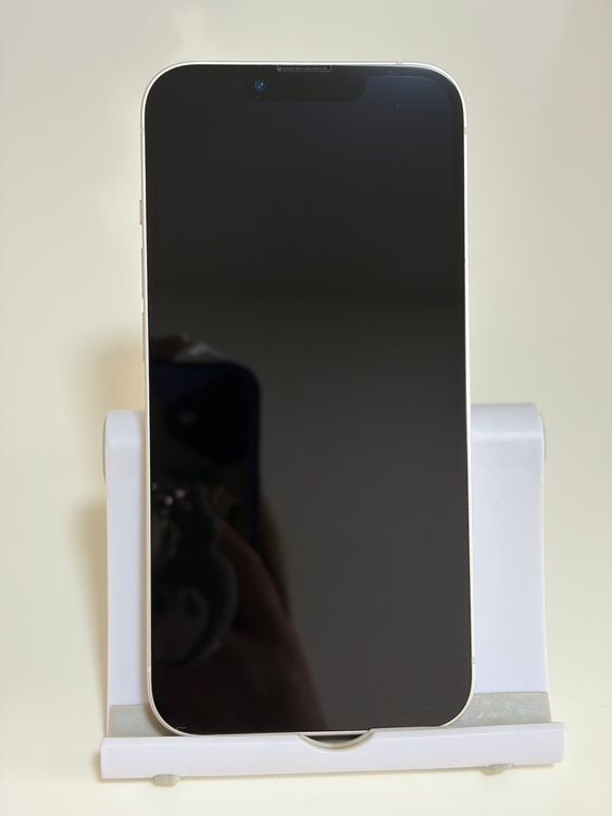 ���Хåƥ꡼85% Ķ���� SIM�ե꡼ iPhone13 128GB �������饤��