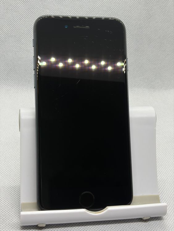 ���Хåƥ꡼91% SIM�ե꡼ iPhoneSE ��3���� 128GB �ߥåɥʥ���