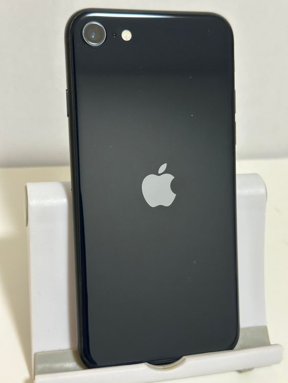 ���Хåƥ꡼82% SIM�ե꡼ iPhoneSE ��3���� 128GB �ߥåɥʥ���