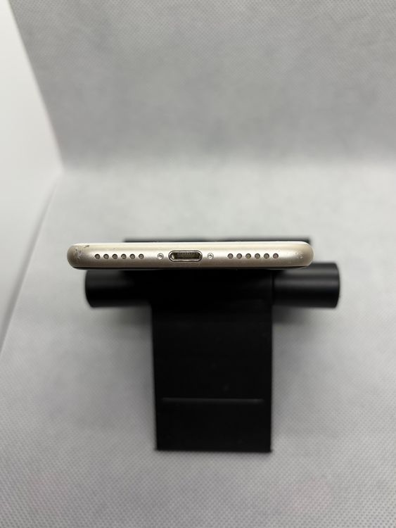 ���ϥԥͥ��ͥå� SIM�ե꡼ iPhoneSE ��3���� 128GB �������饤��