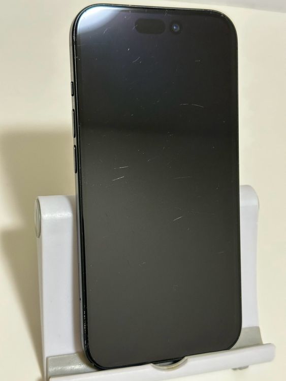 ���Хåƥ꡼81% SIM�ե꡼ iPhone15 128GB �֥�å�