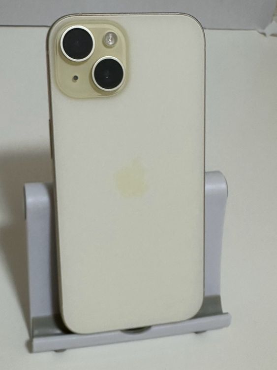 ���Хåƥ꡼87% SIM�ե꡼ iPhone15 128GB ��������
