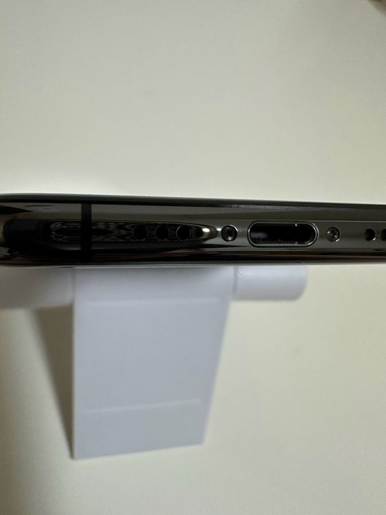 ��SIM�ե꡼ iPhoneXS 256GB ���졼