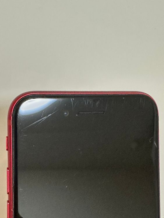���Хåƥ꡼95% SIM�ե꡼ iPhoneSE ��3���� 64GB ��å�