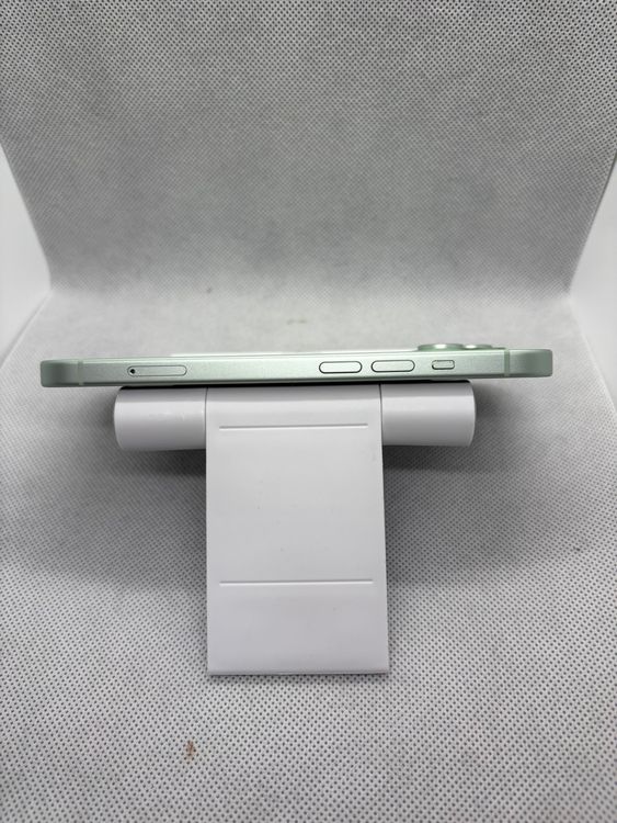 ���ϥԥͥ��ͥå� SIM�ե꡼ iPhone15 128GB ���꡼�� �Хåƥ꡼85%