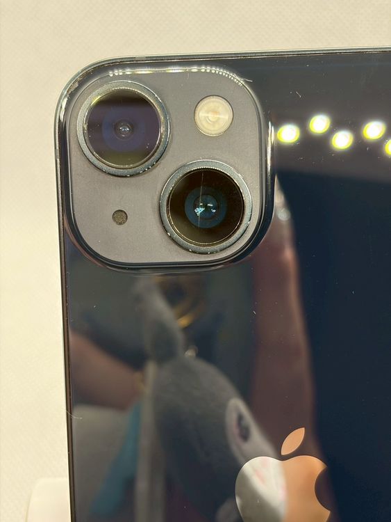 ���Хåƥ꡼82% SIM�ե꡼ iPhone14 128GB �ߥåɥʥ���
