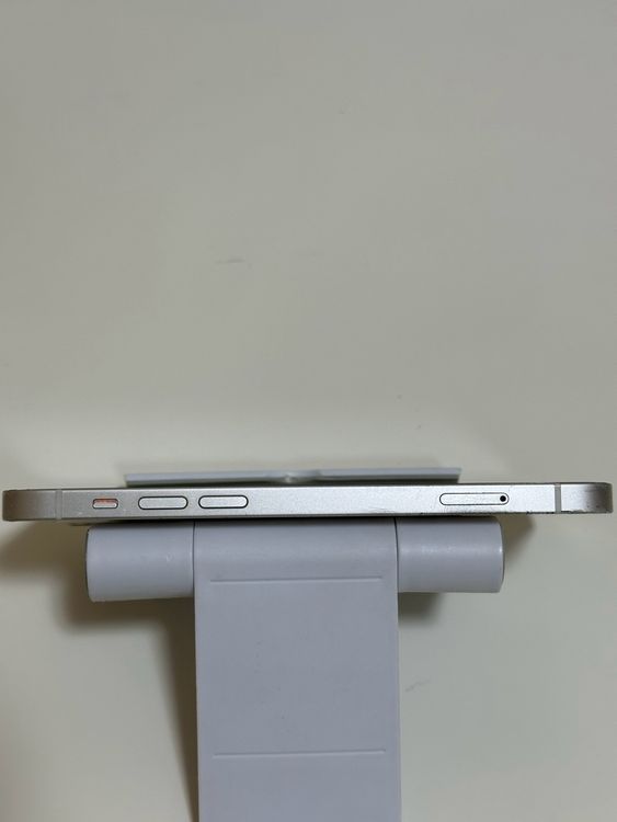 ��SIM�ե꡼ iPhone12 256GB �ۥ磻��