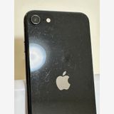 ���Хåƥ꡼83% SIM�ե꡼ iPhoneSE ��2���� 64GB �֥�å�