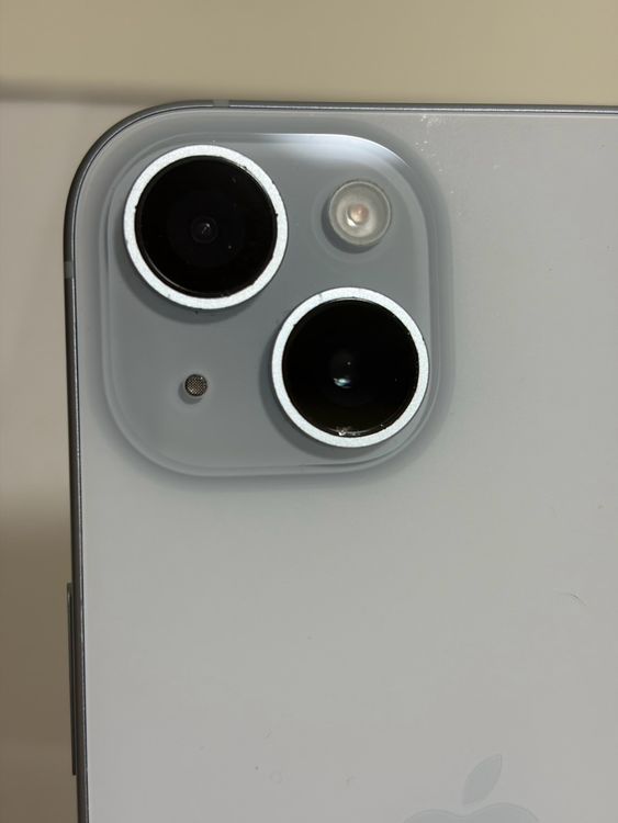 ���Хåƥ꡼87% SIM�ե꡼ iPhone15 128GB �֥롼