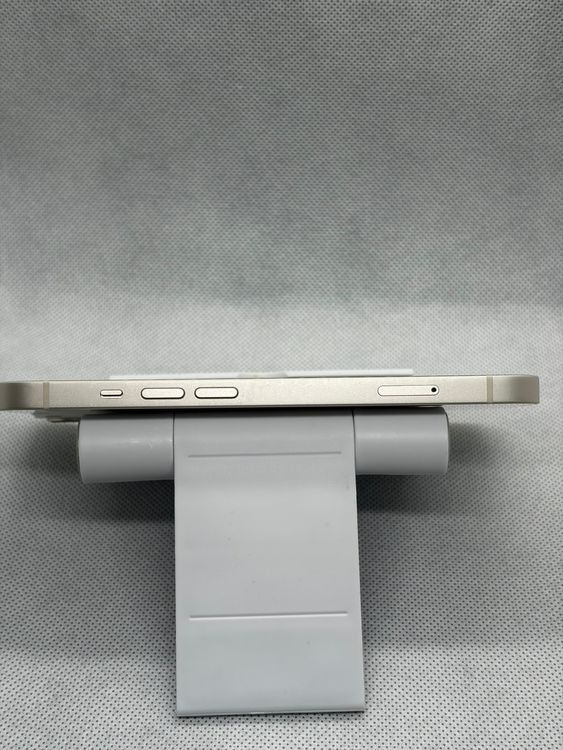 ���Хåƥ꡼83% SIM�ե꡼ iPhone13 128GB �������饤��