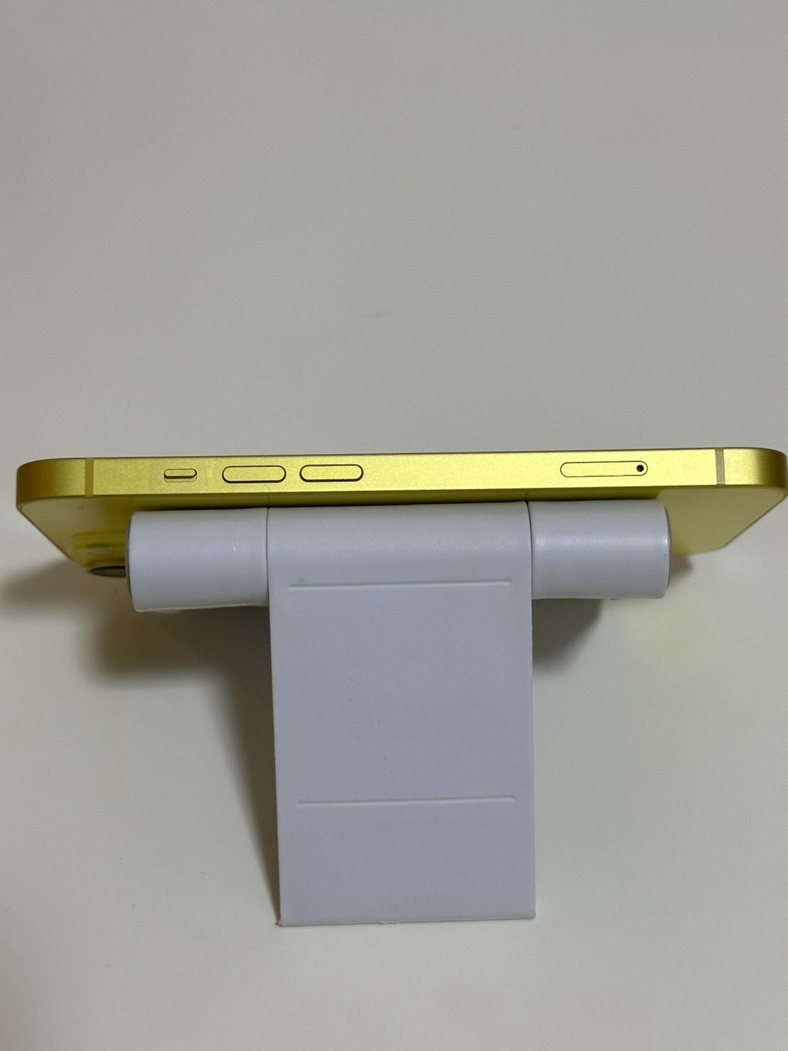 ムスビー｜○美品 バッテリー85% SIMフリー iPhone14 128GB イエロー