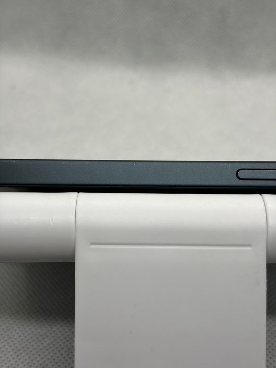 ������ SIM�ե꡼ iPhone13mimi 128GB �ߥåɥʥ��� �Хåƥ꡼84%