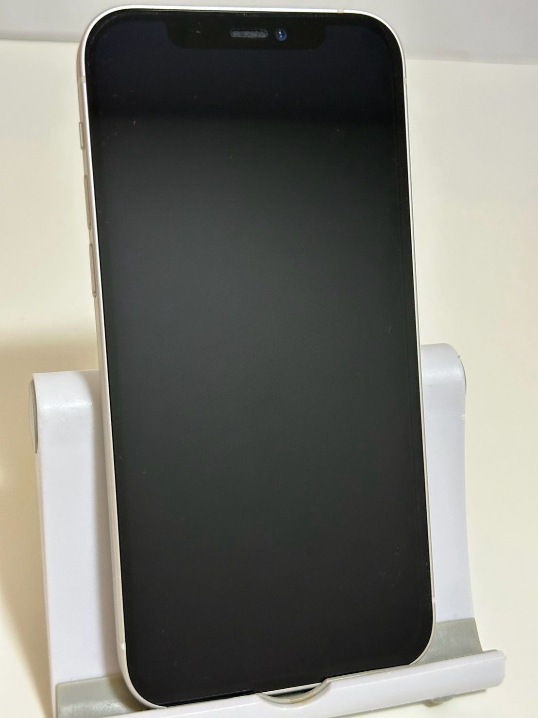 ムスビー｜○超美品 SIMフリー iPhone12 128GB ホワイト【iPhone12 SIM