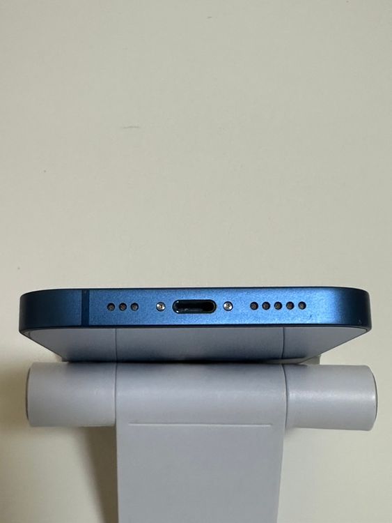 ��SIM�ե꡼ iPhone13 256GB �֥롼