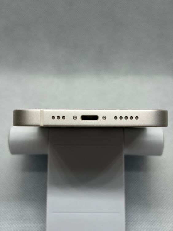 ���Хåƥ꡼80% SIM�ե꡼ iPhone13 128GB �������饤��