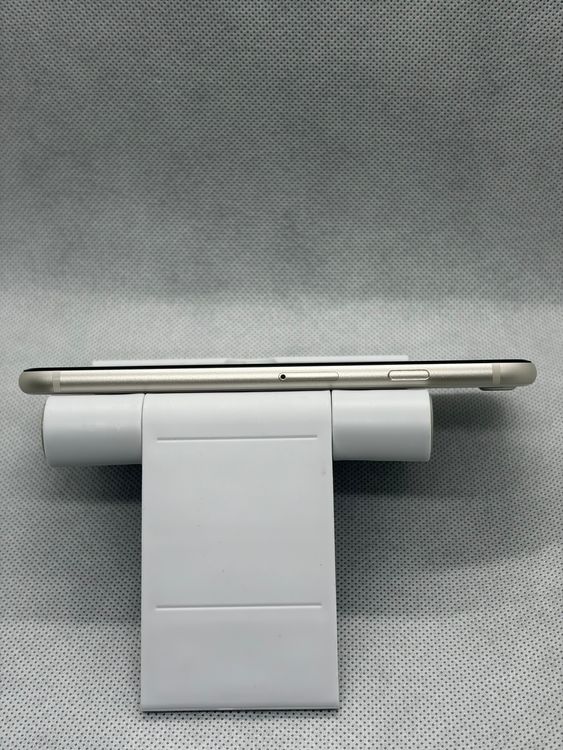 ���ϥԥͥ��ͥå� SIM�ե꡼ iPhoneSE ��3���� 128GB �������饤��