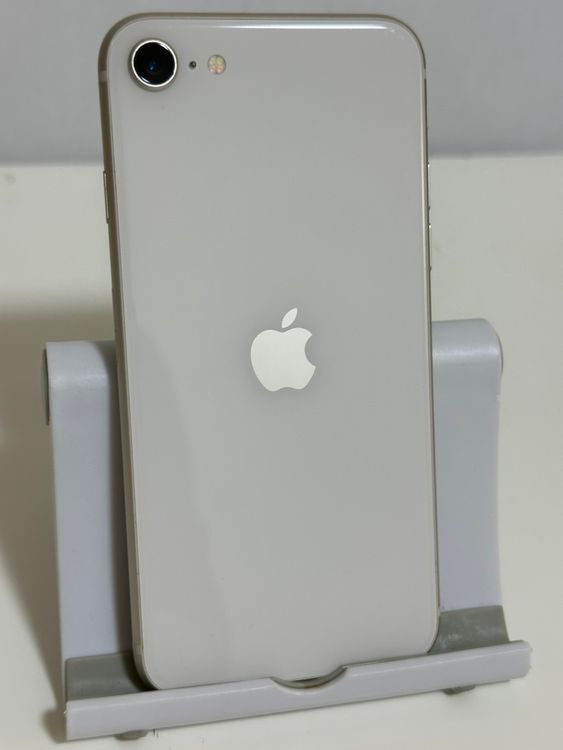 ��SIM�ե꡼ iPhoneSE ��3���� 64GB �������饤��