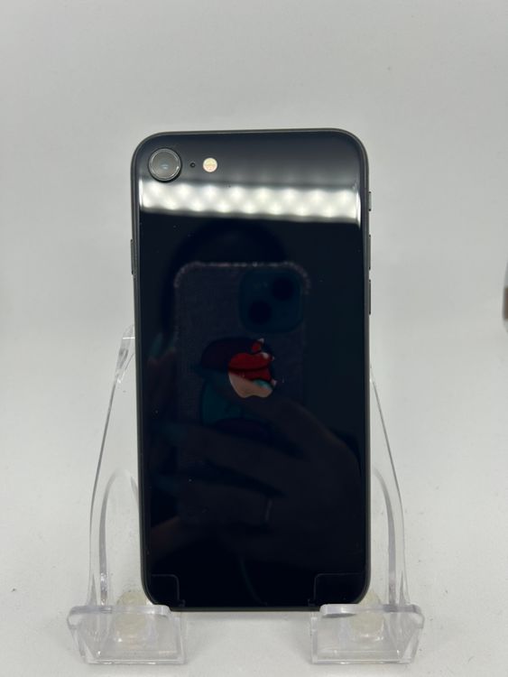 ��SIM�ե꡼ iPhoneSE��3����  64GB �ߥåɥʥ��� �Хåƥ꡼77%