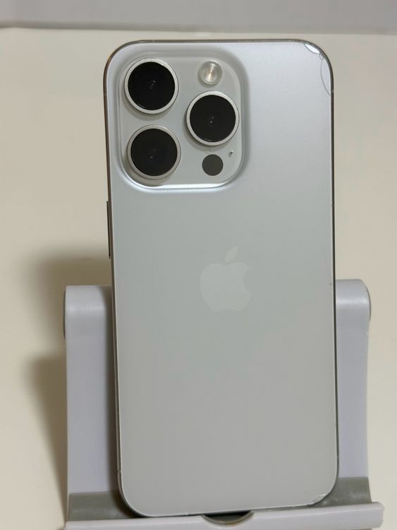 ���Хåƥ꡼90% SIM�ե꡼ iPhone15Pro 256GB �ۥ磻�ȥ����˥���