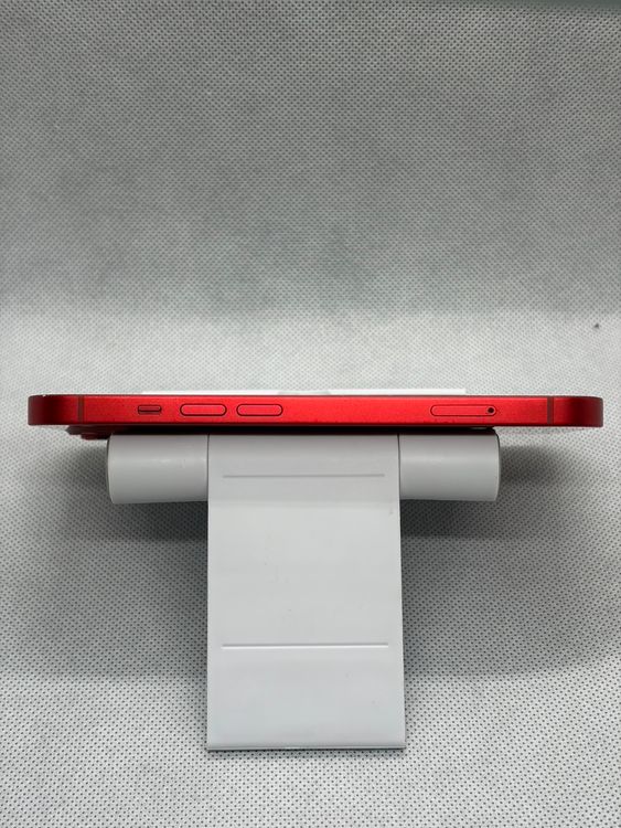 ���Хåƥ꡼83% SIM�ե꡼ iPhone13 256GB ��å�