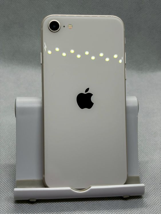 ��SIM�ե꡼ iPhoneSE ��3���� 256GB �������饤�� �Хåƥ꡼81%
