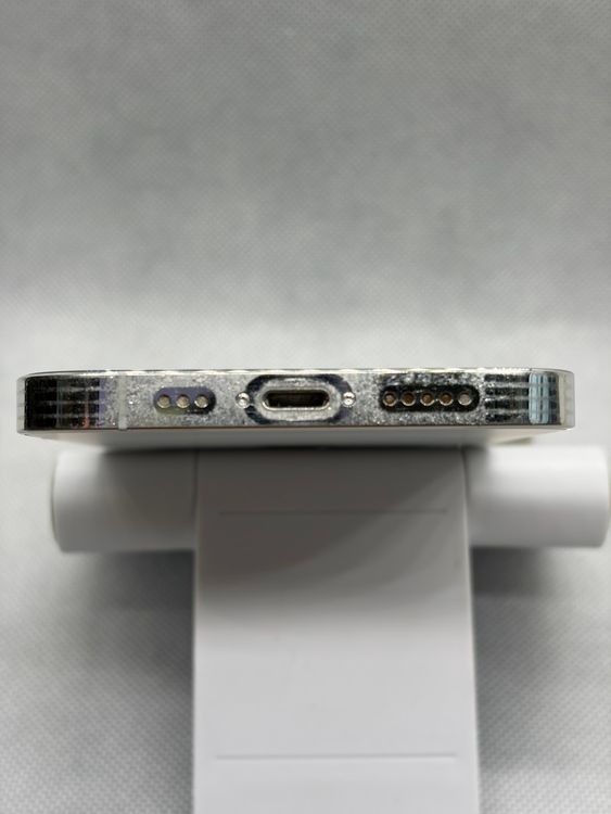 ���Хåƥ꡼86% SIM�ե꡼ iPhone12Pro 128GB ����С�