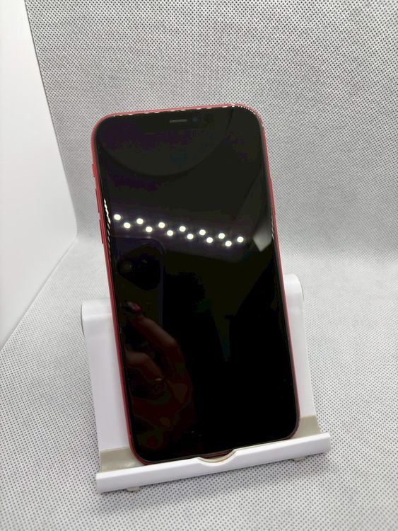 ���ϥԥͥ��ͥå� SIM�ե꡼ iPhone11 64GB ��å� �Хåƥ꡼100%