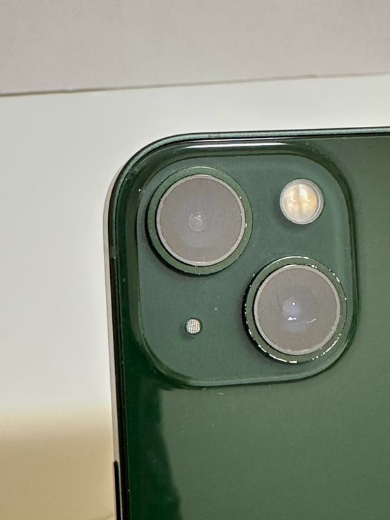 ���Хåƥ꡼83% Ķ���� SIM�ե꡼ iPhone13 128GB ���꡼��