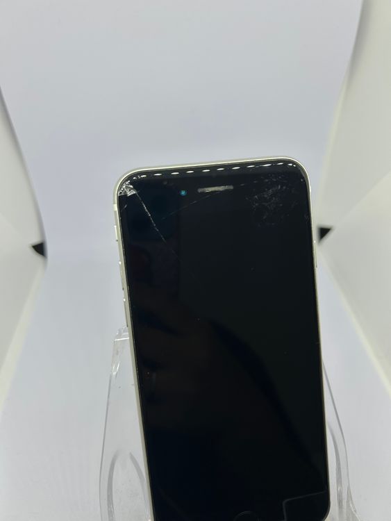 ��SIM�ե꡼ iPhoneSE��2����  64GB �ۥ磻�� �Хåƥ꡼73%