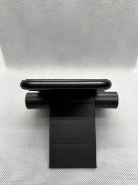 ���ϥԥͥ��ͥå� SIM�ե꡼ iPhoneSE ��2���� 128GB �֥�å�