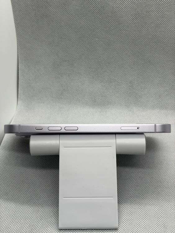 ���Хåƥ꡼83% SIM�ե꡼ iPhone14 128GB �ѡ��ץ�