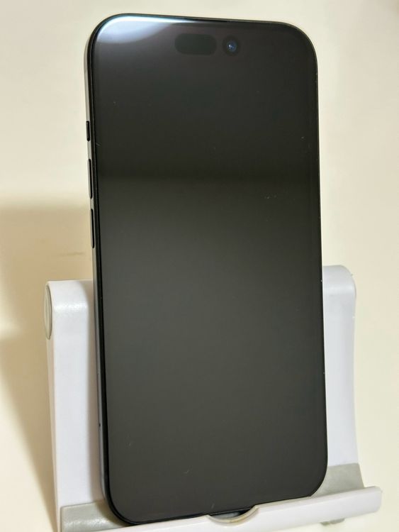 ���Хåƥ꡼84% SIM�ե꡼ iPhone15 128GB �֥�å�