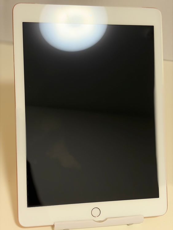 ���Хåƥ꡼95% ���� SIM�ե꡼ iPad ��6���� 32GB �������