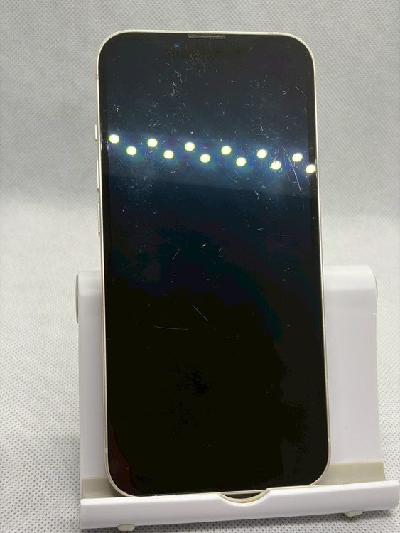 ���Хåƥ꡼86% SIM�ե꡼ iPhone13 128GB �������饤��