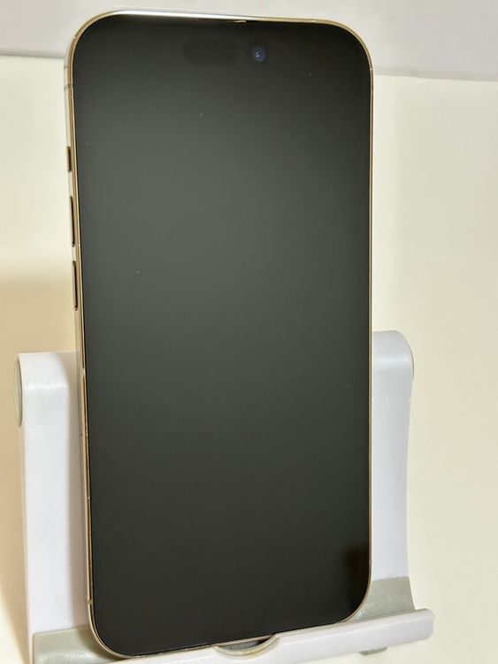���Хåƥ꡼83% SIM�ե꡼ iPhone14Pro 256GB �������