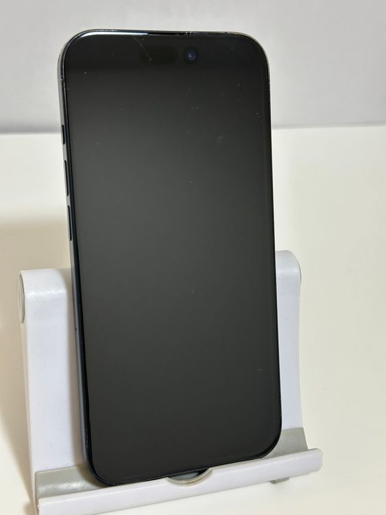 ���Хåƥ꡼83% SIM�ե꡼ iPhone15Pro 128GB �֥롼�����˥���