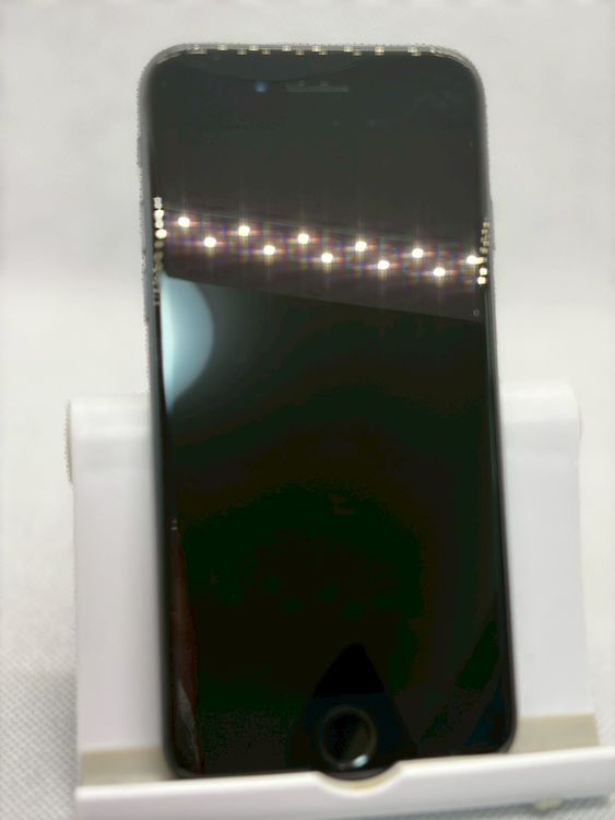 ���Хåƥ꡼86% SIM�ե꡼ iPhoneSE ��3���� 64GB �ߥåɥʥ���