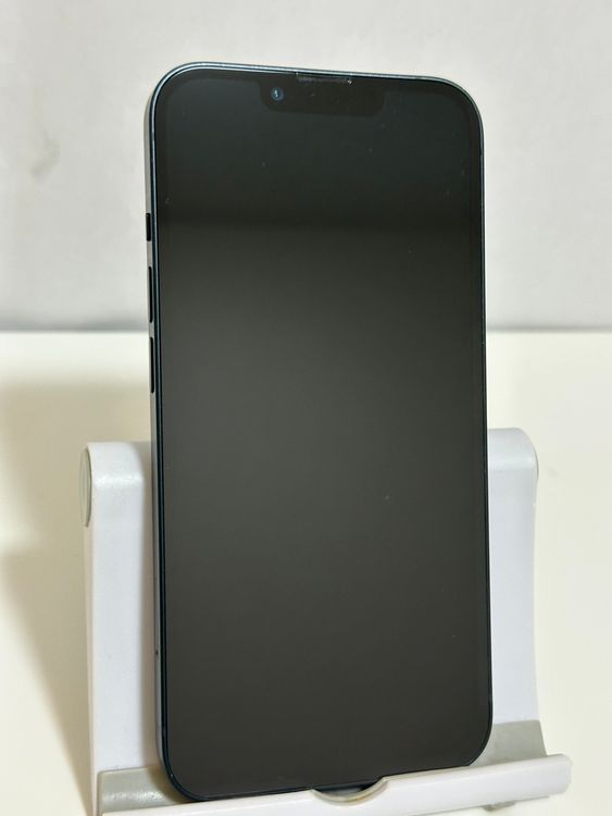 ���Хåƥ꡼89% SIM�ե꡼ iPhone13 256GB �ߥåɥʥ���