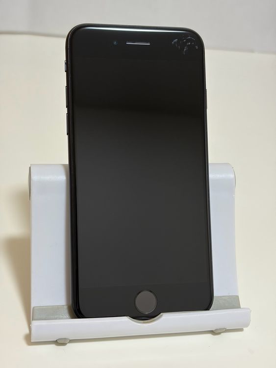 ���Хåƥ꡼100% SIM�ե꡼ iPhoneSE ��2���� 64GB �֥�å�