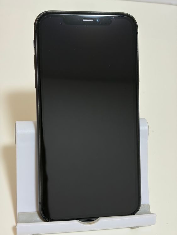 ��SIM�ե꡼ iPhone11 64GB �֥�å�